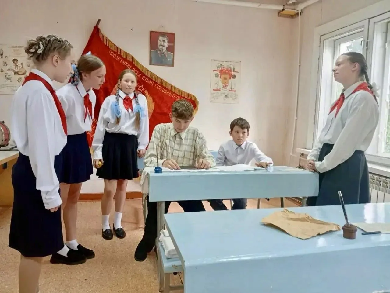 Детско-юношеский фестиваль КиноХоровод «Сибирь – любовь моя»

В Усть-Куте завершился третий Детско-ю