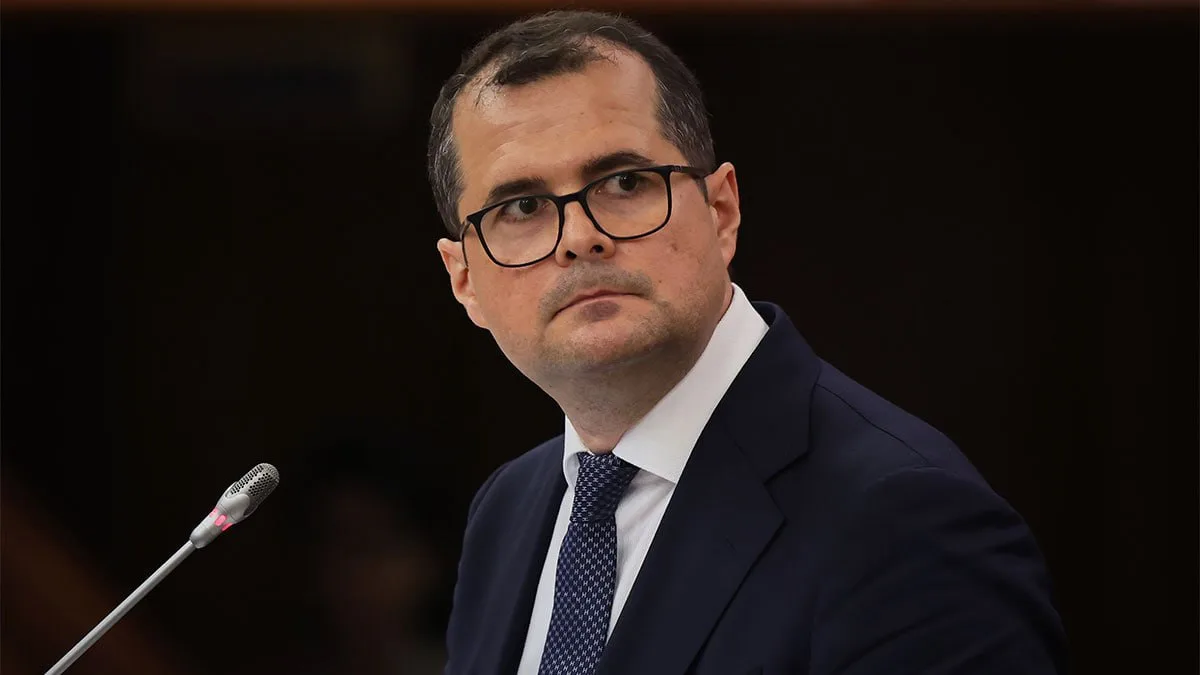 ⚡️Премьер Молдовы призвал граждан поставить свечку за тёплую зиму.