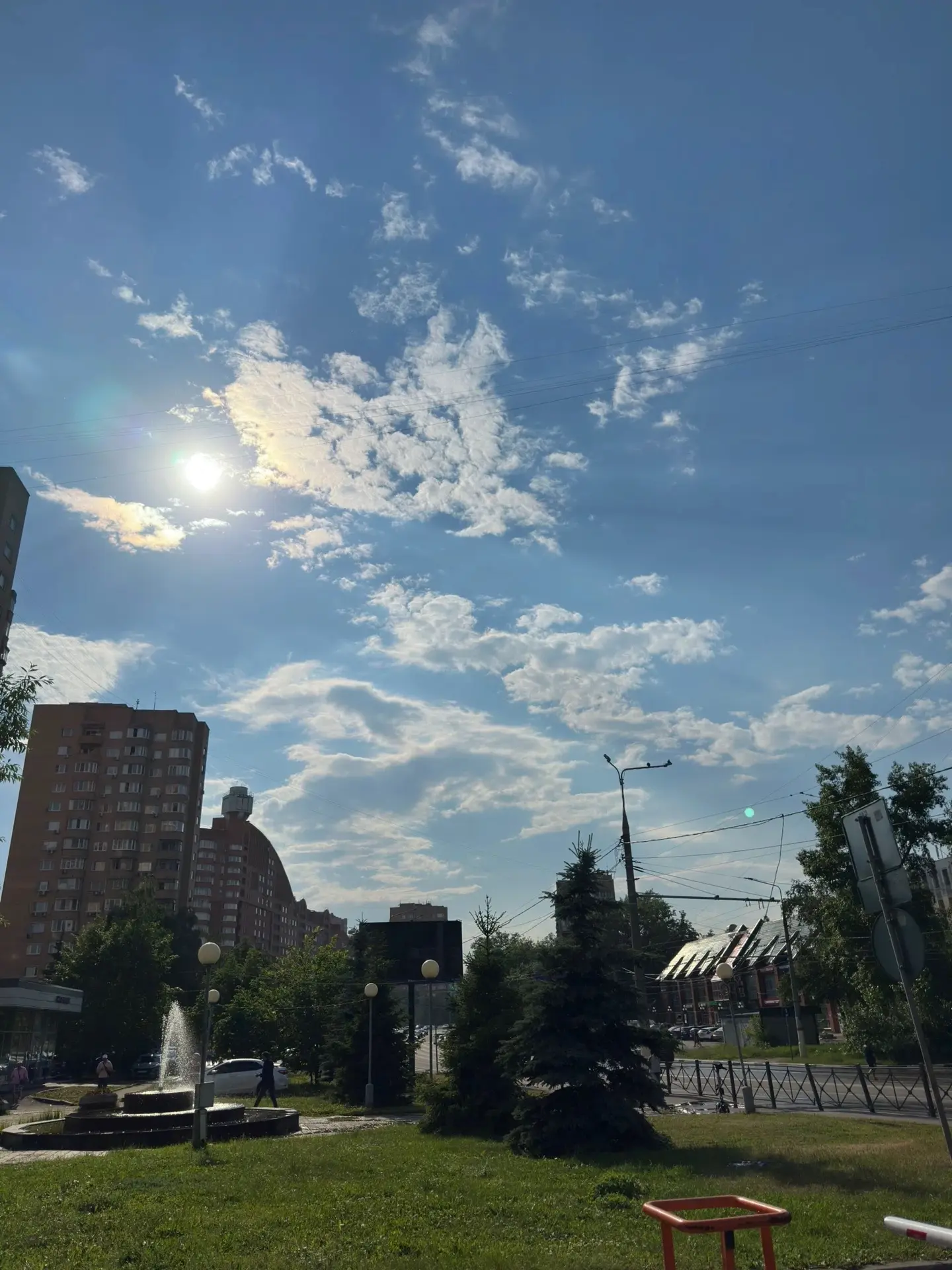 Доброе утро! Жара продолжается, сегодня в Химках до +31 🔥