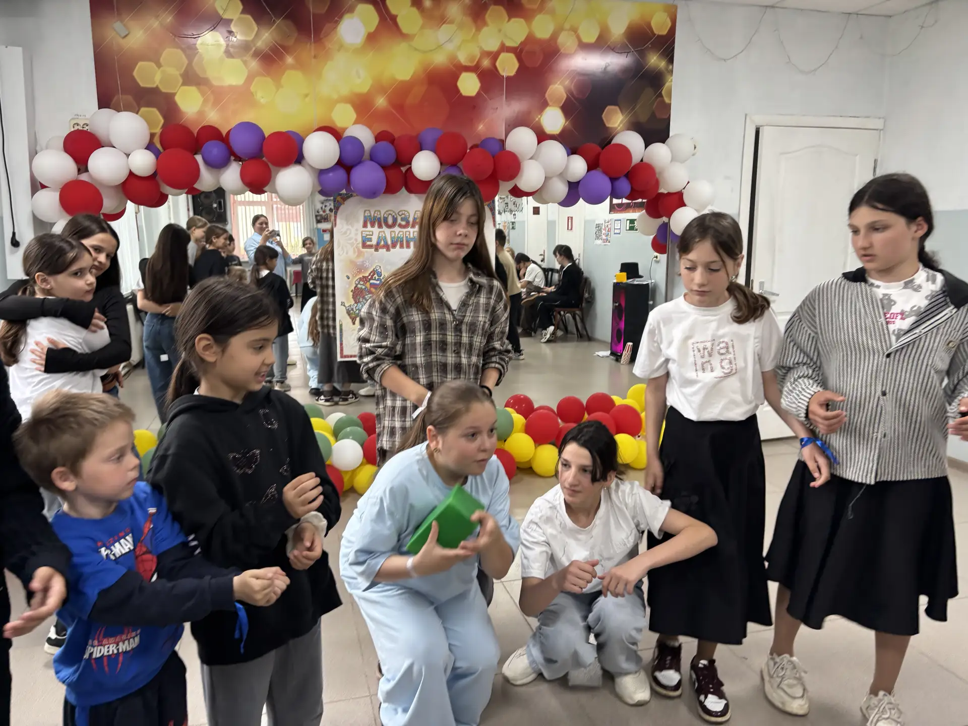 В Доме культуры царила атмосфера настоящего единства и детского счастья! 🎉 Мы провели ...