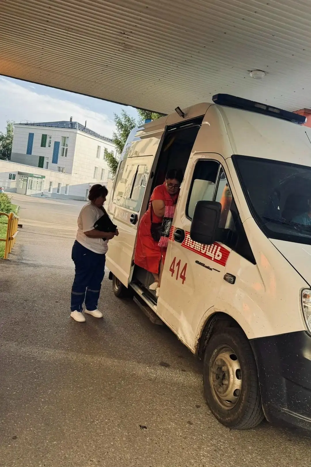 144 вызова за неделю: как работают наши медики скорой помощи 🚑

Минувшая неделя выдалась для бригад
