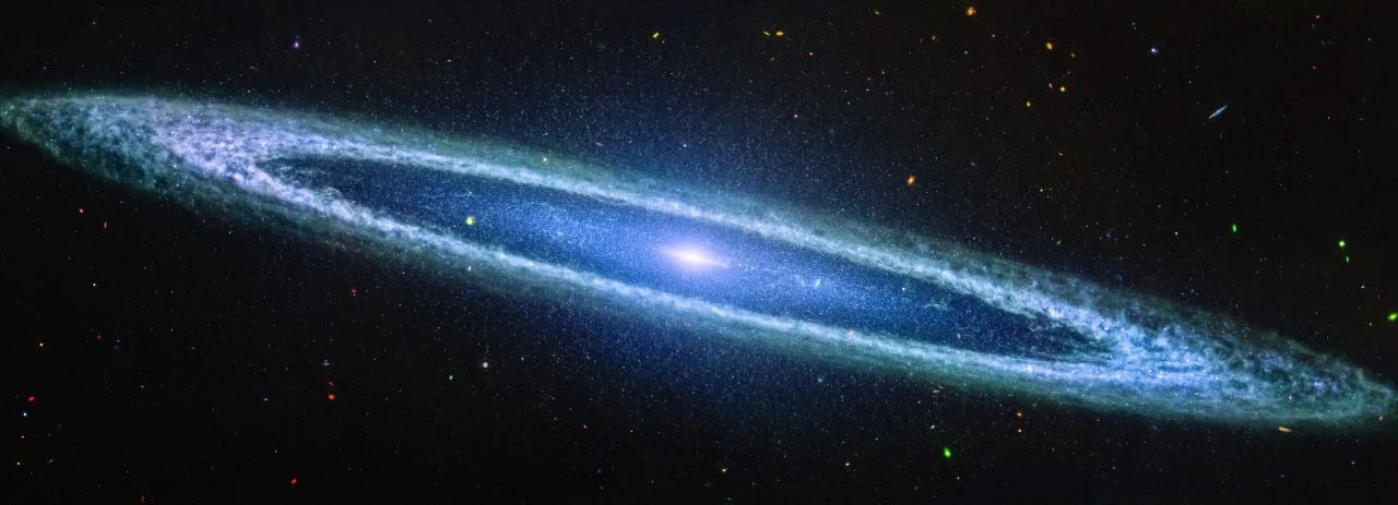 Красавица галактика Сомбреро или M104 в кадре космического телескопа James Webb 😍✨  M104 расположена