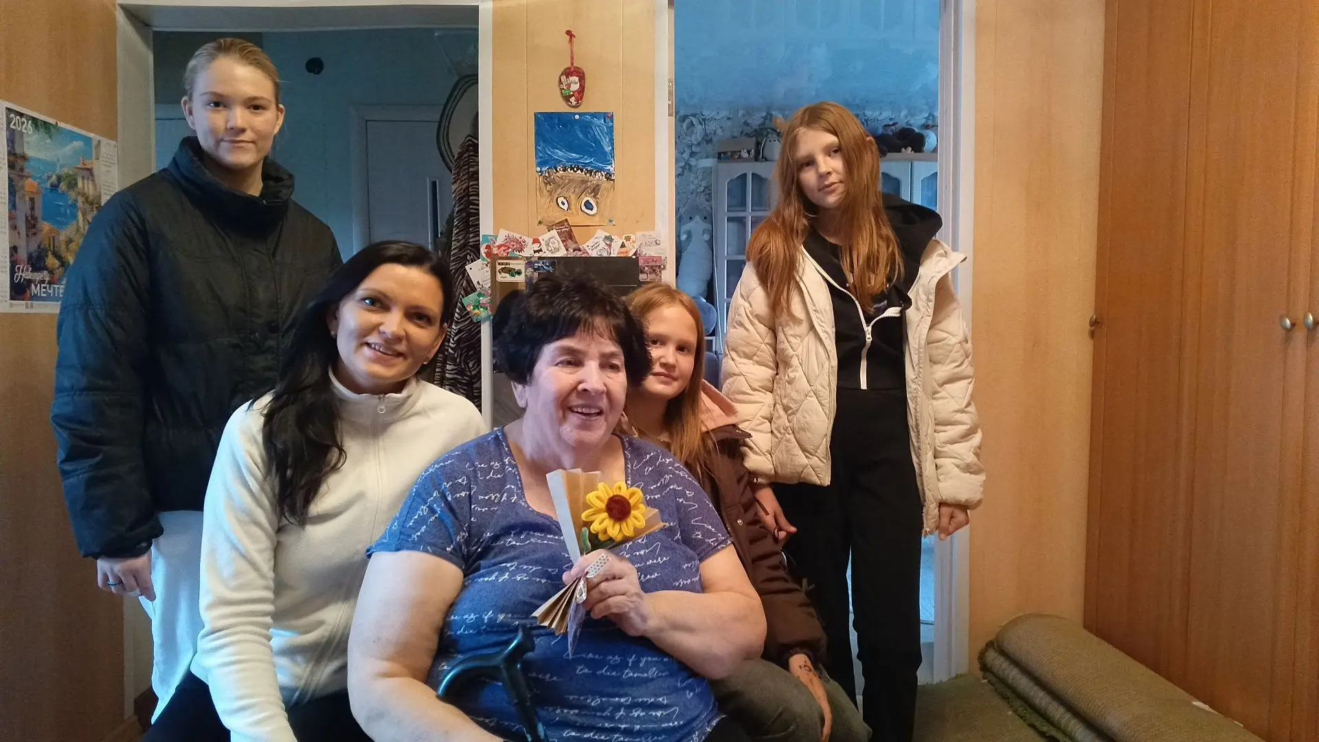 💐 «Спасибо за ваш труд!»: активисты «Движения Первых» нашей школы передали приглашения...