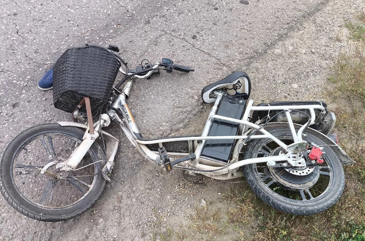 🚲 На обходе рабочего поселка Сараи электровелосипед столкнулся с иномаркой Mitsubishi ...