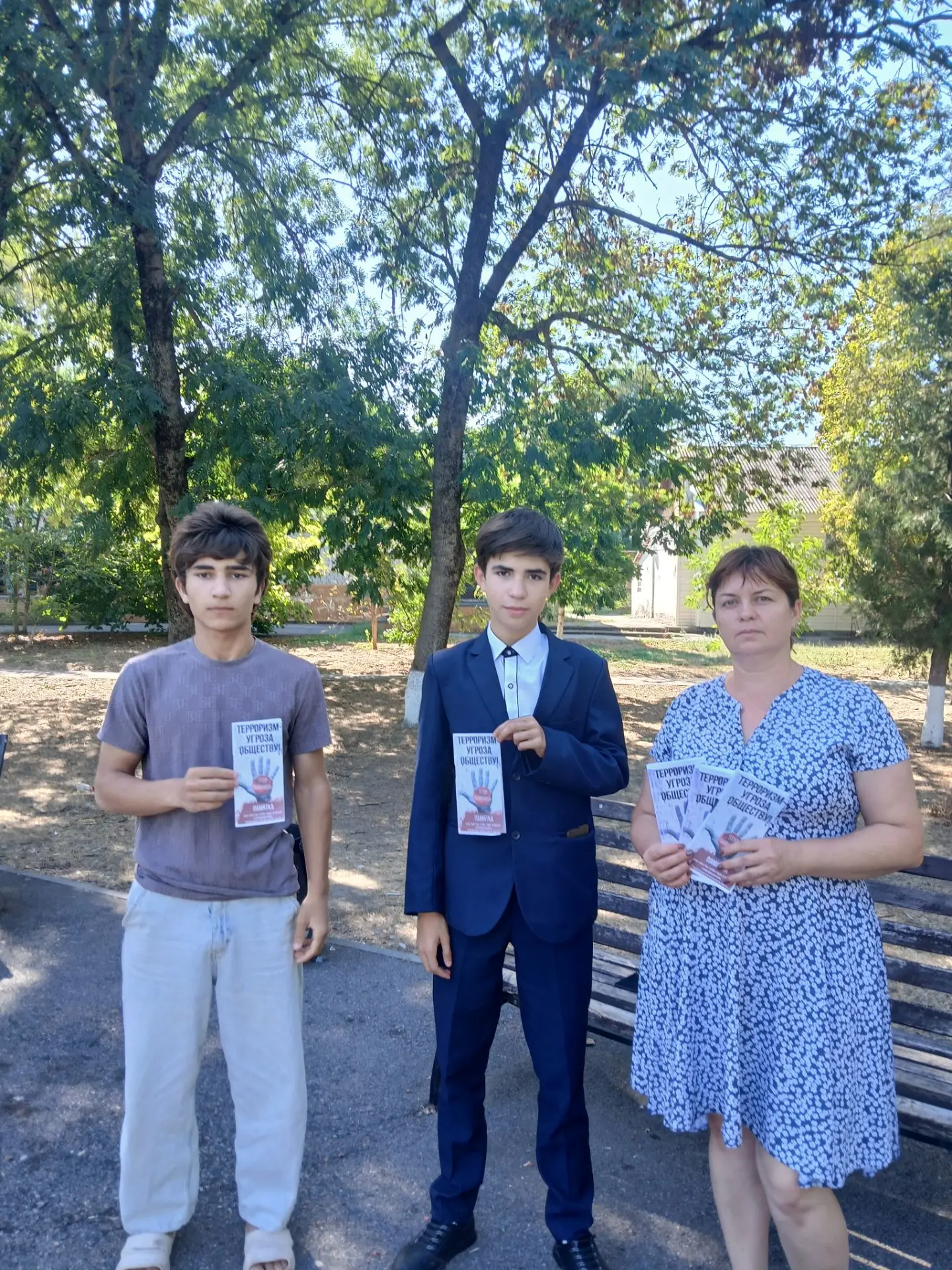 Сегодня специалисты Дома культуры пос. Верхнестепной провели профилактическую акцию с р...