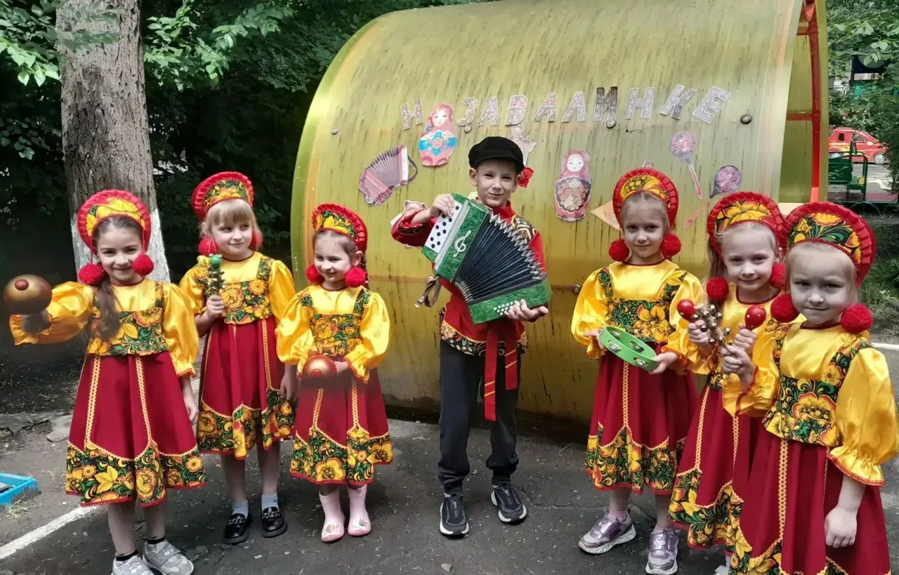 Калейдоскоп талантов!

В рамках «Фестиваля детства» и Года Единства народов России в группе №7 состо