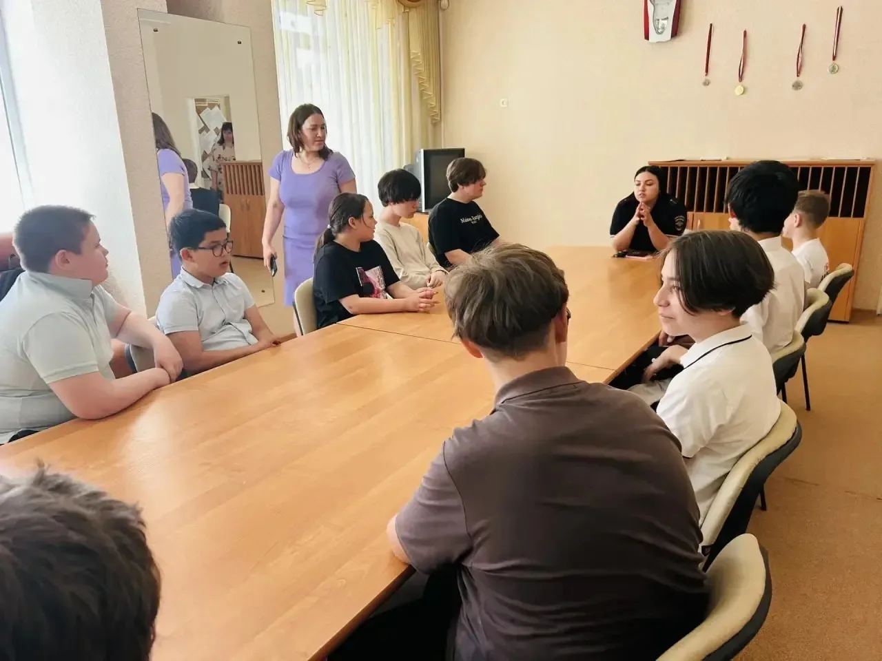 Дни профилактики в школе.  Накануне каникул в школе проводятся профилактические мероприятия.  В кажд