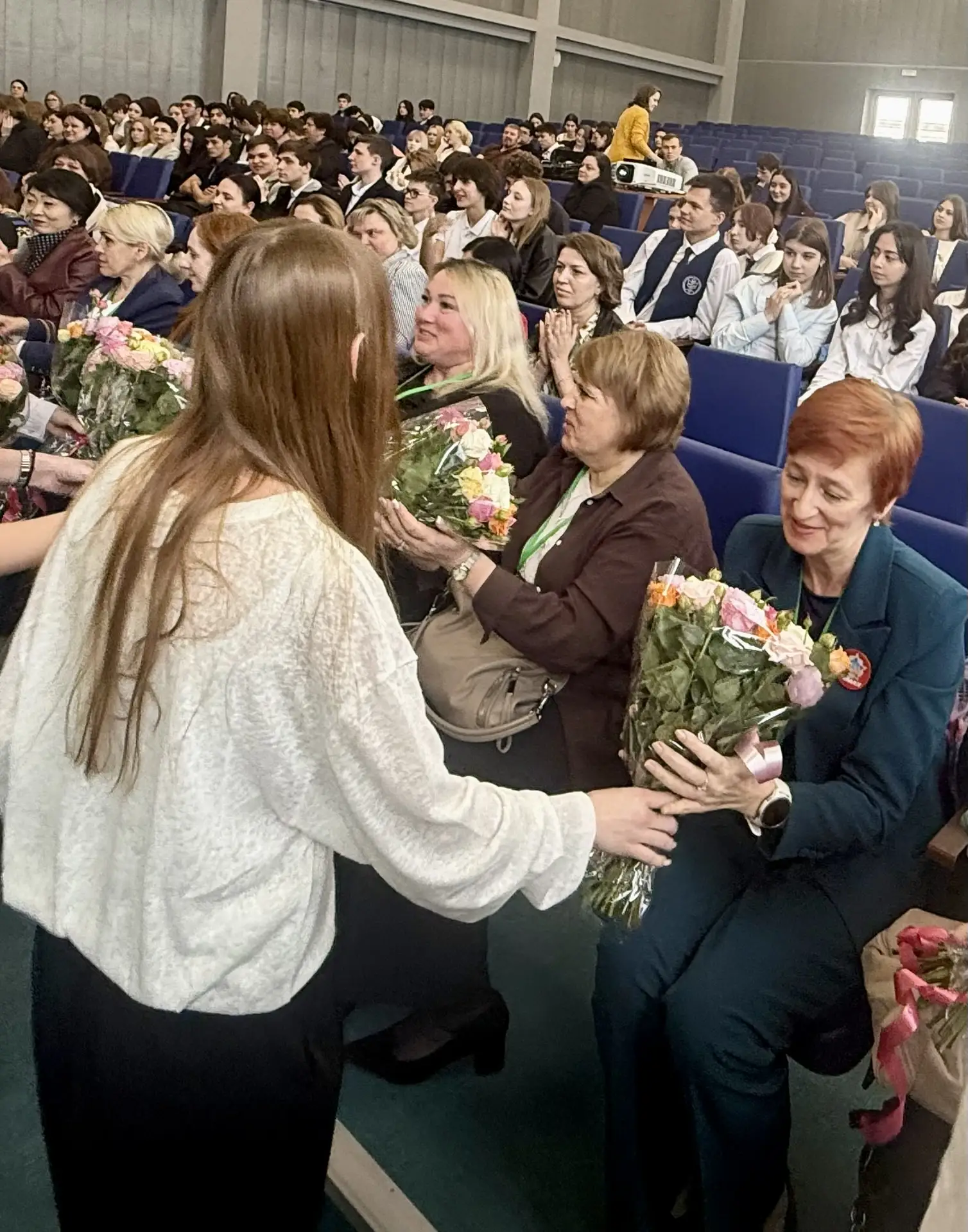 Сегодня в нашей школе прошла акция «Секрет успеха», организованная в рамках подготовки к ЕГЭ-2026.  