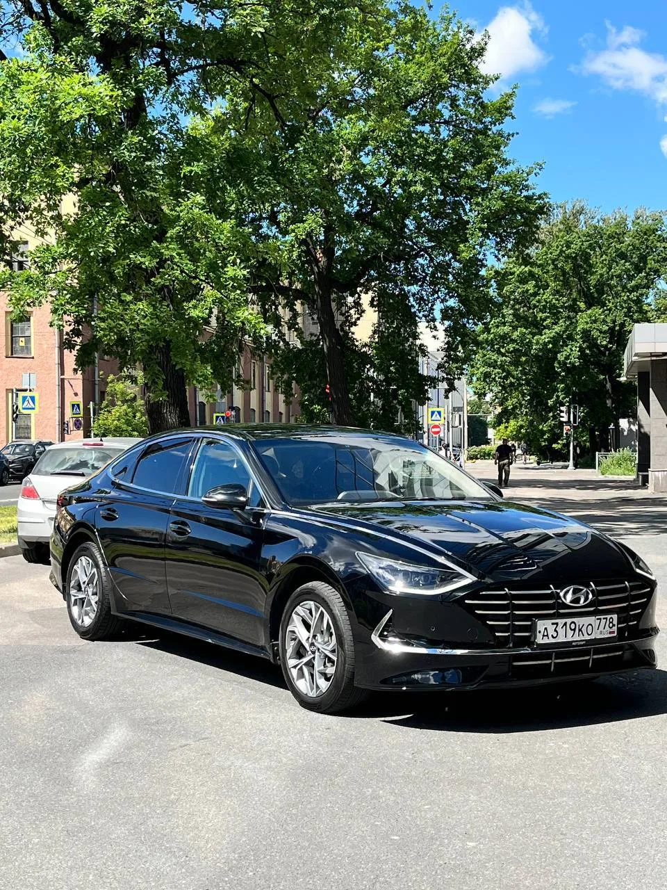 🔥Новинка

HYUNDAI SONATA

▪️ Год выпуска — 2019
▪️ 2.5 | автомат | 179 лс
▪️ 175 тысяч пробег

Комп