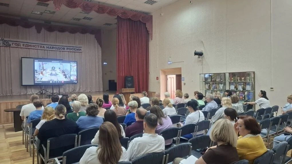 9 июня 2026 года родительская общественность и преподаватели ГБПОУ КК «Новороссийский колледж радиоэ
