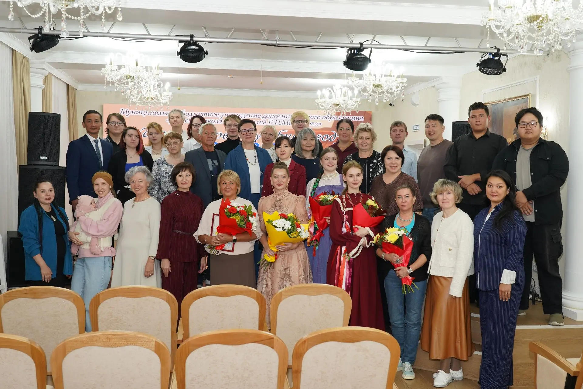 Ряды педагогов Детской школы искусств им. Б.Н. Молчанова пополнились👏