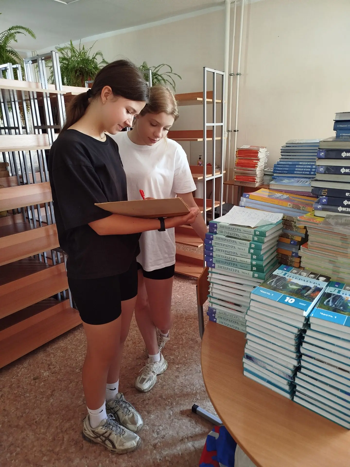 📢Трудовые бригады в действии: как мы делаем наш лицей лучше!
                                      