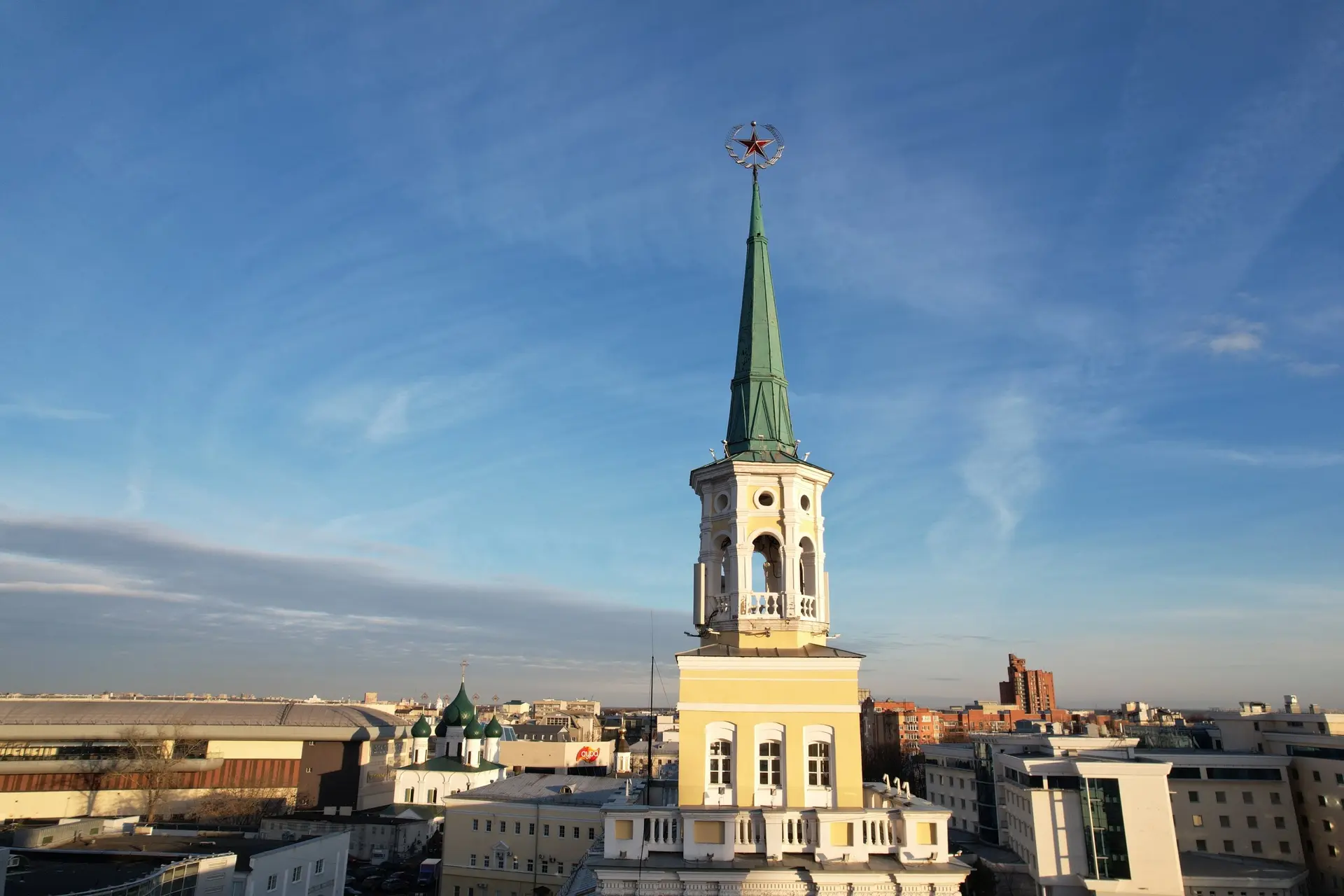 Друзья! 👋 Сегодня расскажу про лучшие смотровые площадки нашего города, откуда открыва...