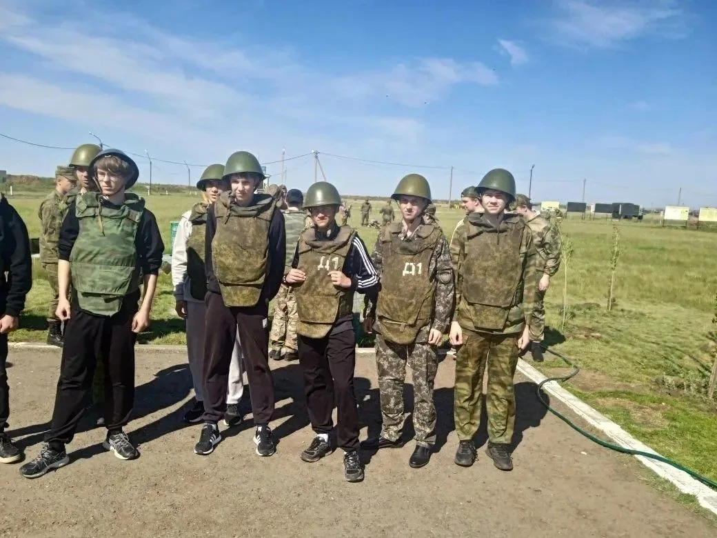 🇷🇺С 18 по 22 мая на базе Лицея № 1 посёлка Тюльган прошли ежегодные учебно-полевые сб...