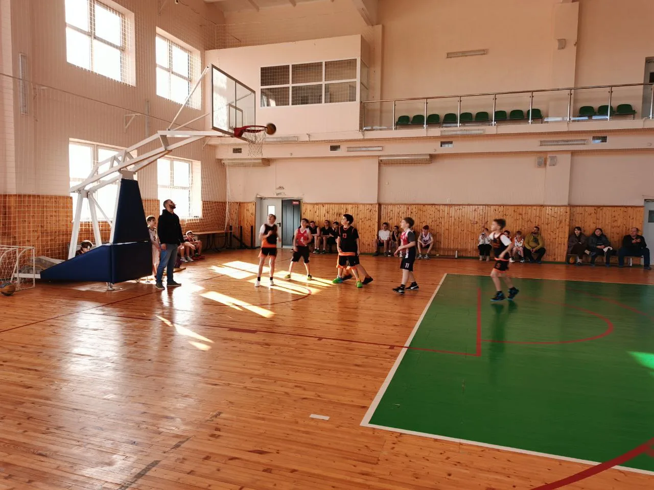 Открытый новогодний турнир по баскетболу 3x3 команда МКУДО"СШ" мальчики 2014 года занял...