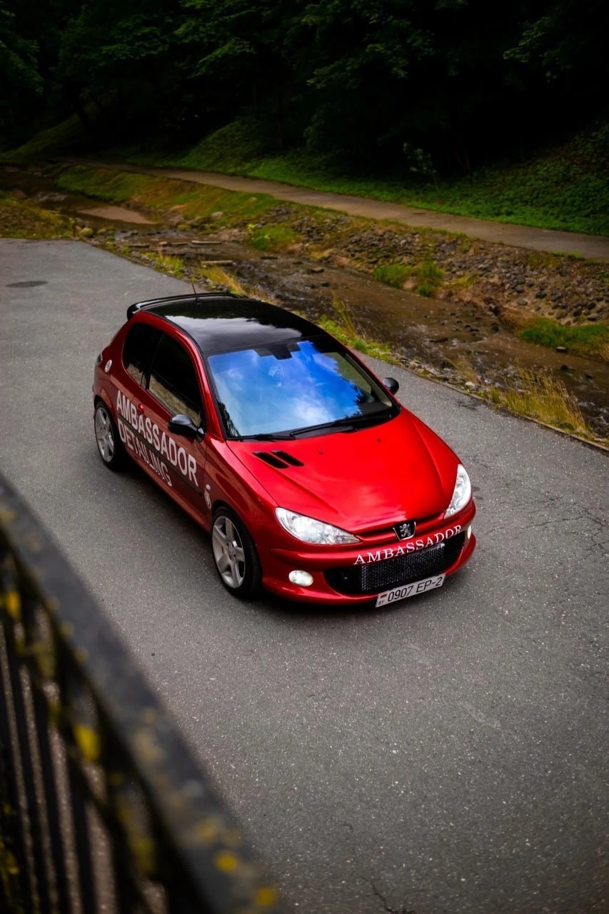 Настоящая 206RC по заводу 177hp, 1 владелец в РБ, из тюнинга ковка низ, верх портинг + ...
