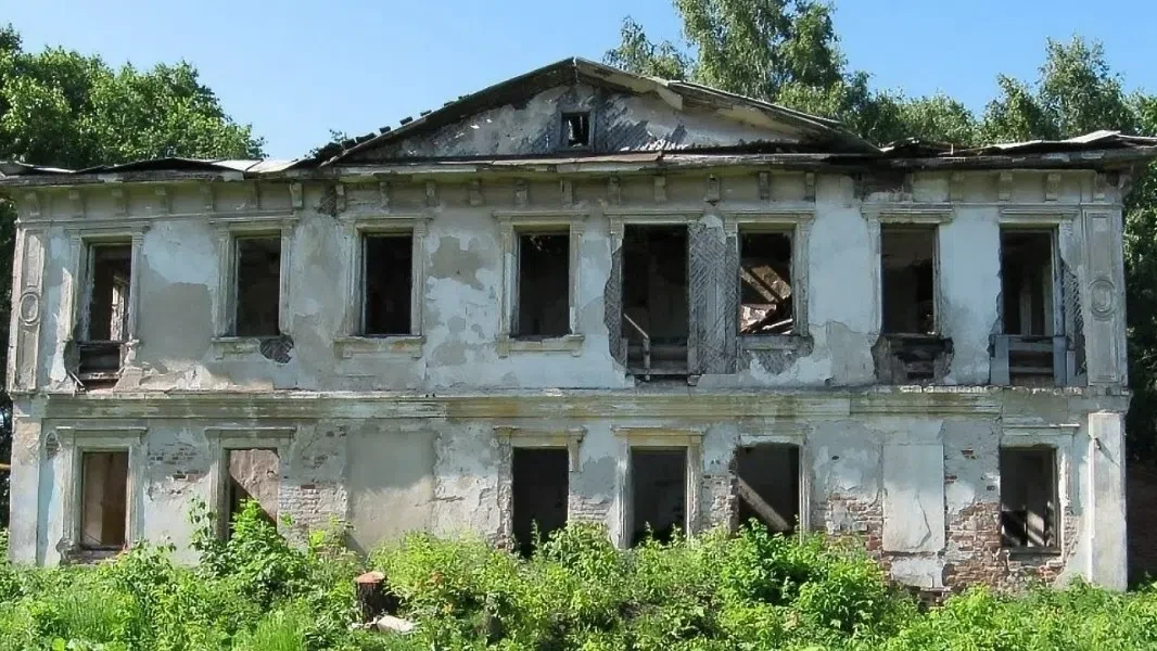 Главный дом усадьбы знаменитого русского юриста и общественного деятеля Фёдора Плевако ...