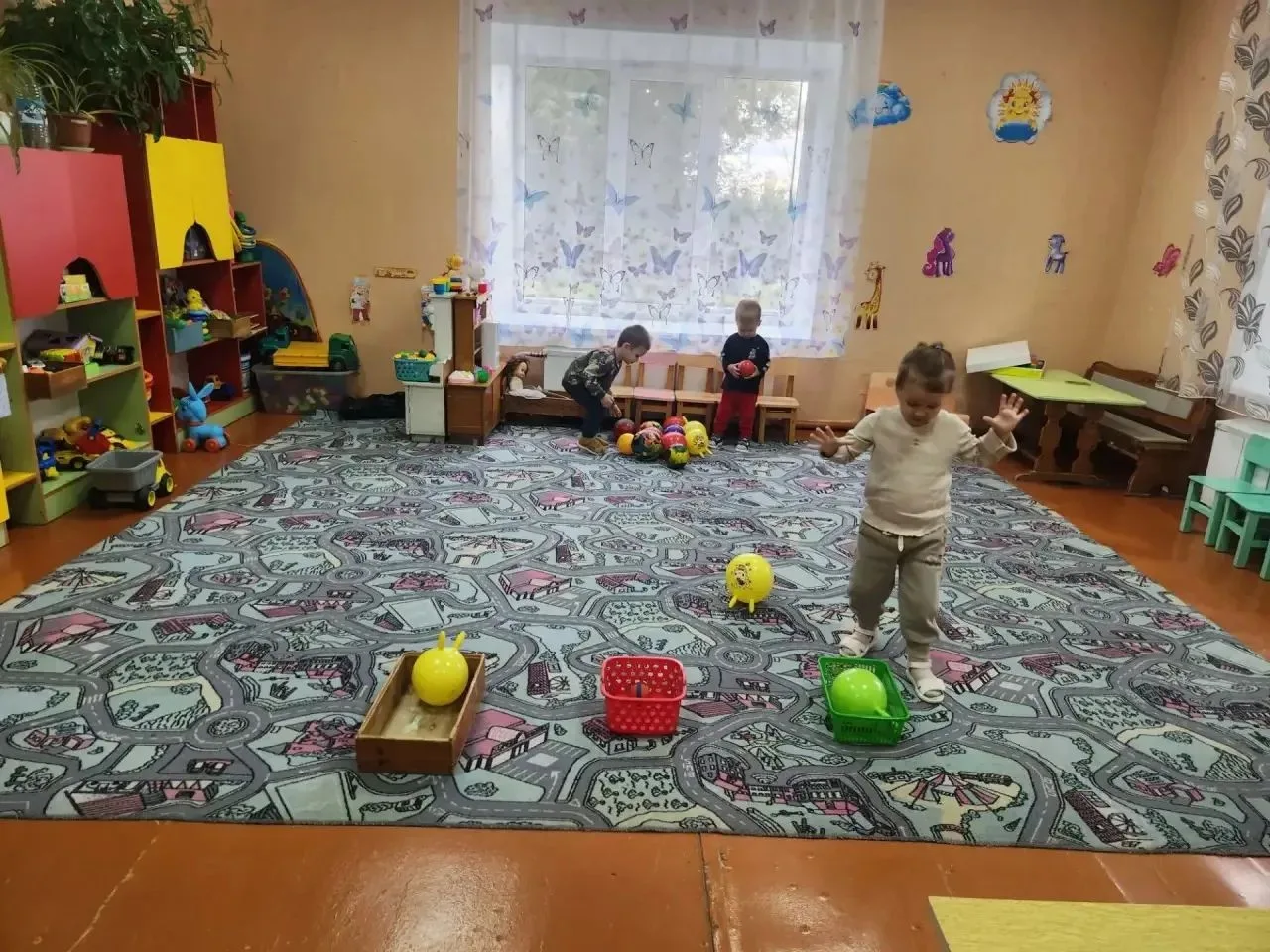 🍁 Наш первый День знаний: путешествие в мир сказок и игр!