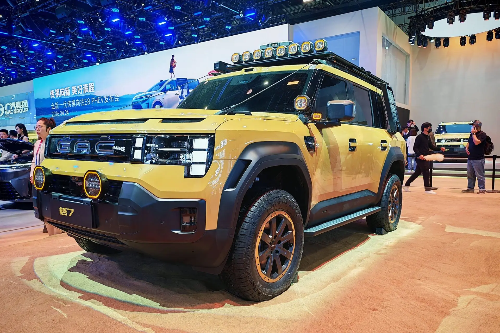🛻🔥 Новый рамный внедорожник от GAC: китайский ответ Land Cruiser и Defender Китайцы снова делают то,