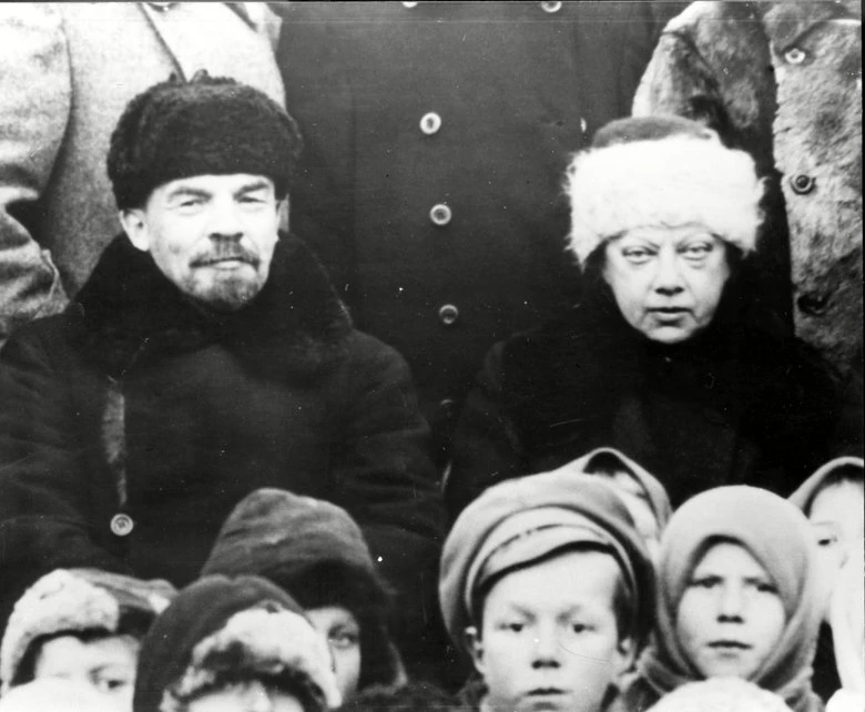 Надежда Крупская была не очень хорошей хозяйкой, бытовая жизнь её совершенно не занимала.