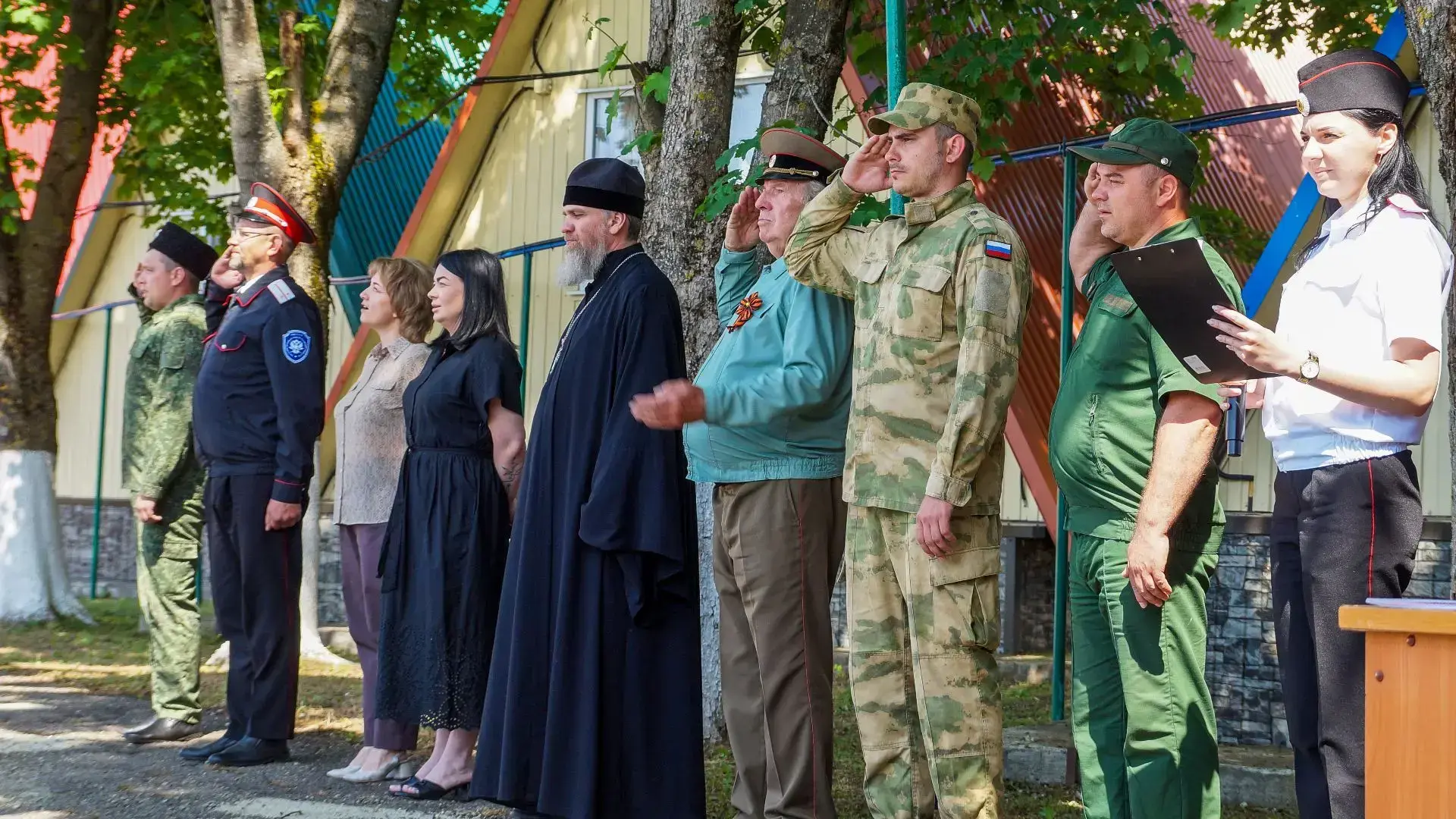 В Каневском районе торжественно завершились сборы для допризывников  Будущие защитники Родины прошли
