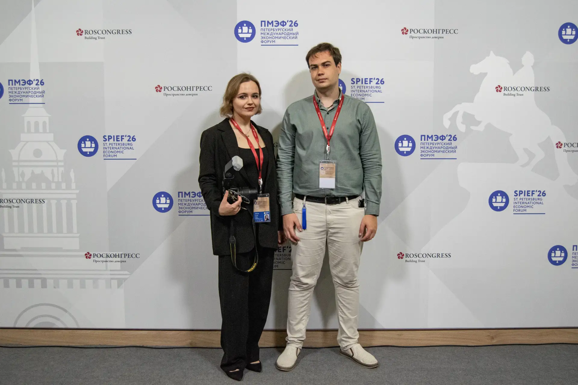 Студенты МГТУ на ПМЭФ-2026! 🇷🇺

💡 Студенты лечебного факультета Виктория Чернобай и Роман Горелов