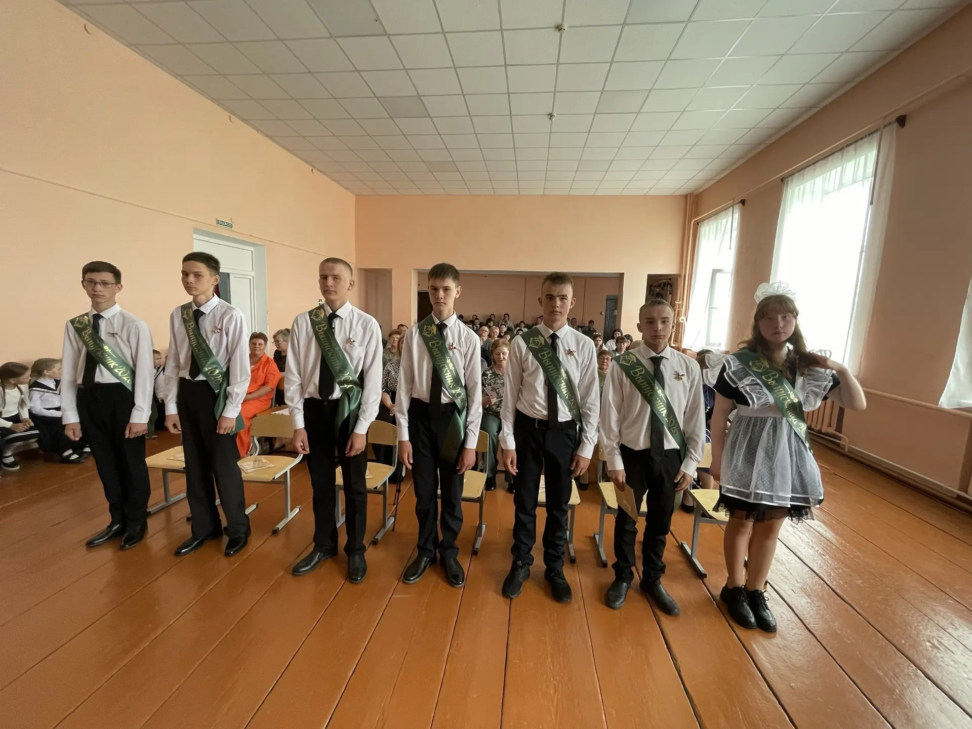 🎓✨ 2️⃣6️⃣ мая  в Шишовской школе прозвучал последний звонок "Выше неба паруса"! ✨🎓
Это был по-наст