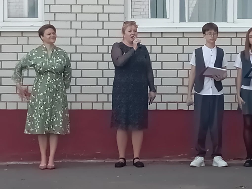 📆19 мая в нашей стране День детских общественных организаций.  В этот день в нашей школе прошло торж