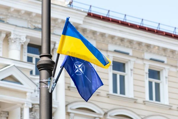 В Киев экстренно явились представители всех 32 стран-членов НАТО — причины