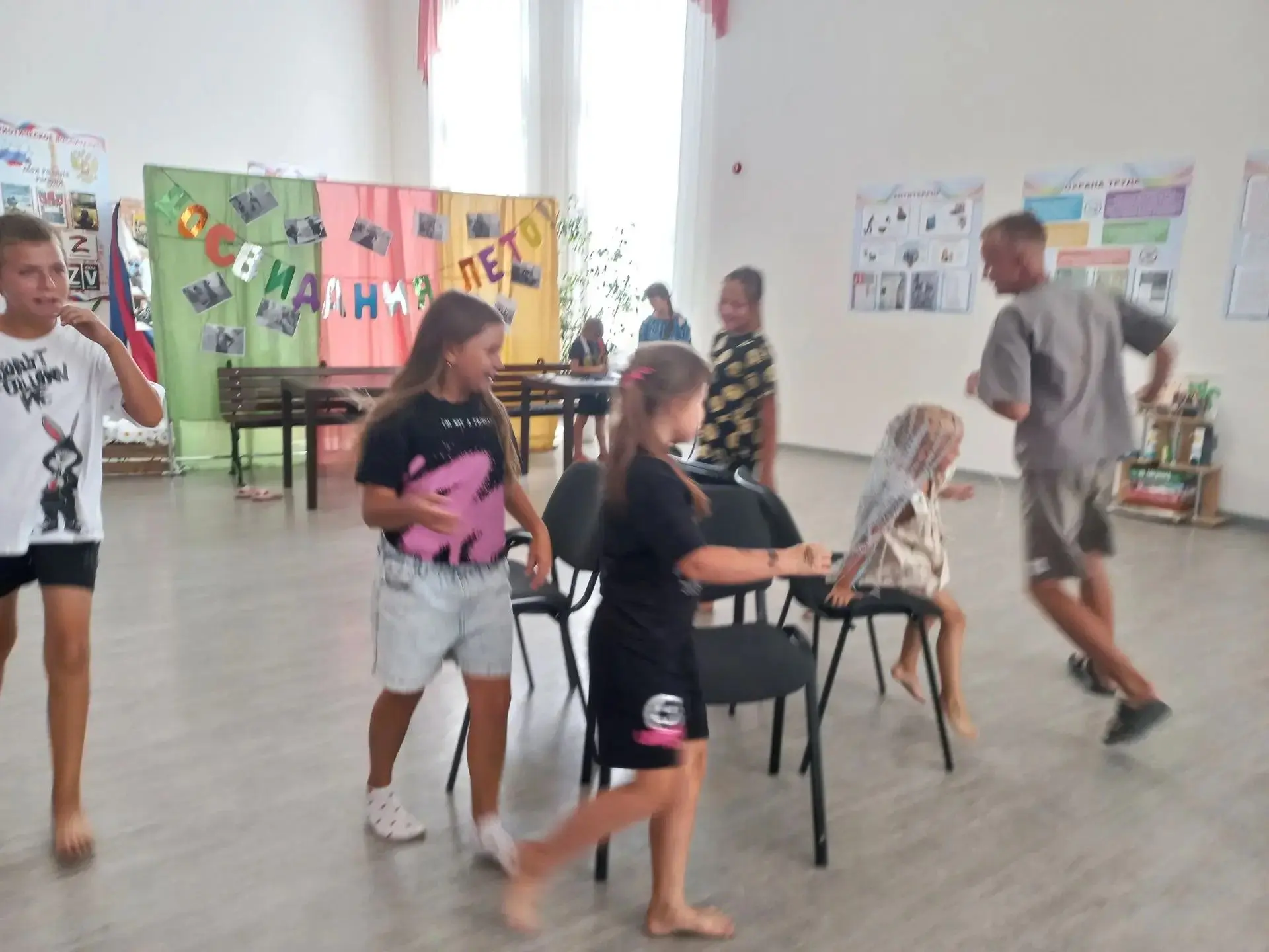 В сельском доме культуры станицы Бородинской на детской летней досуговой площадке «Площ...