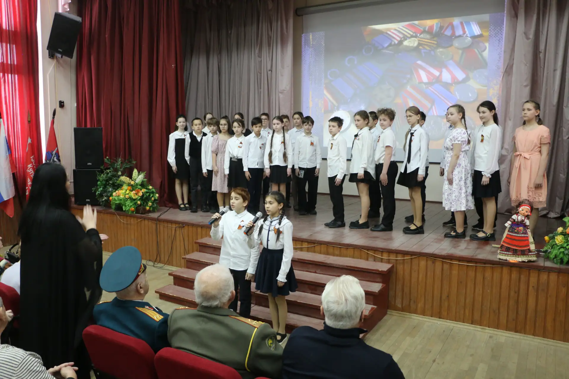 Мы — наследники Победы 🕊️  27 апреля в нашей школе прошёл праздничный концерт «Мы — наследники Побед