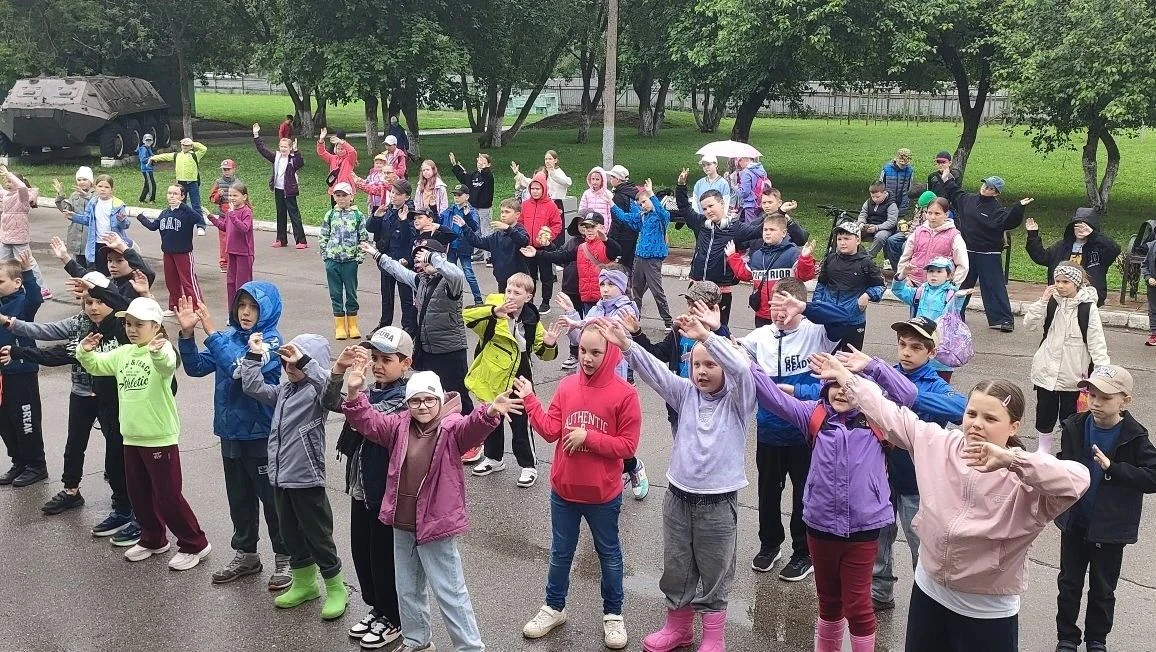 🎉 Сегодня в «Росинке» было по‑настоящему круто!
 
 
Отмечали сразу два праздника: День России и Ден