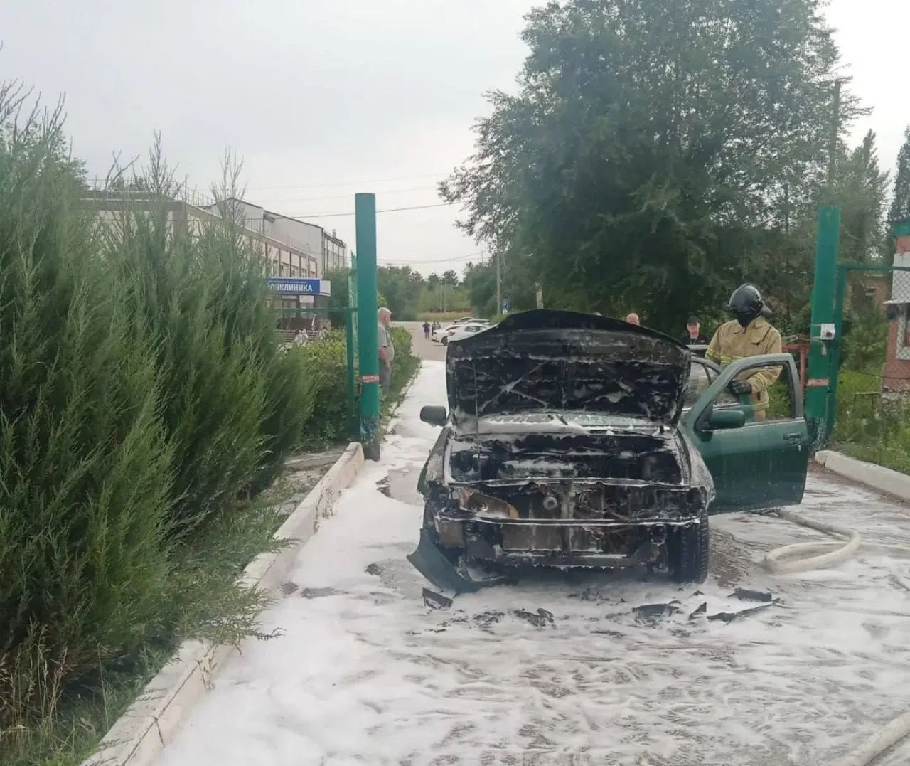 ❕ В Самарской области во время движения загорелся автомобиль

🔴 В Нефтегорском районе Самарской обл