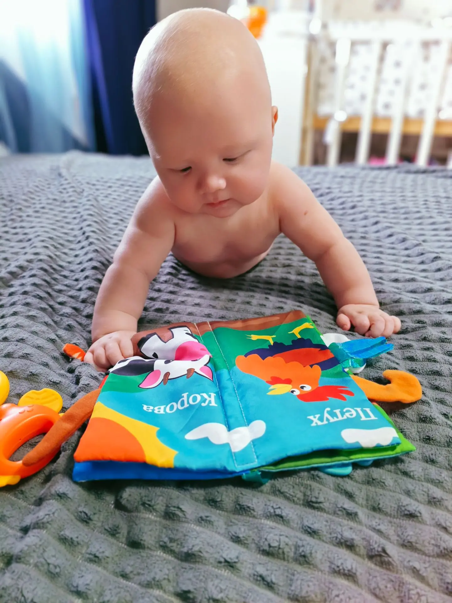 Доброе утро 🌞 начинается с прочтения книг 😂😂