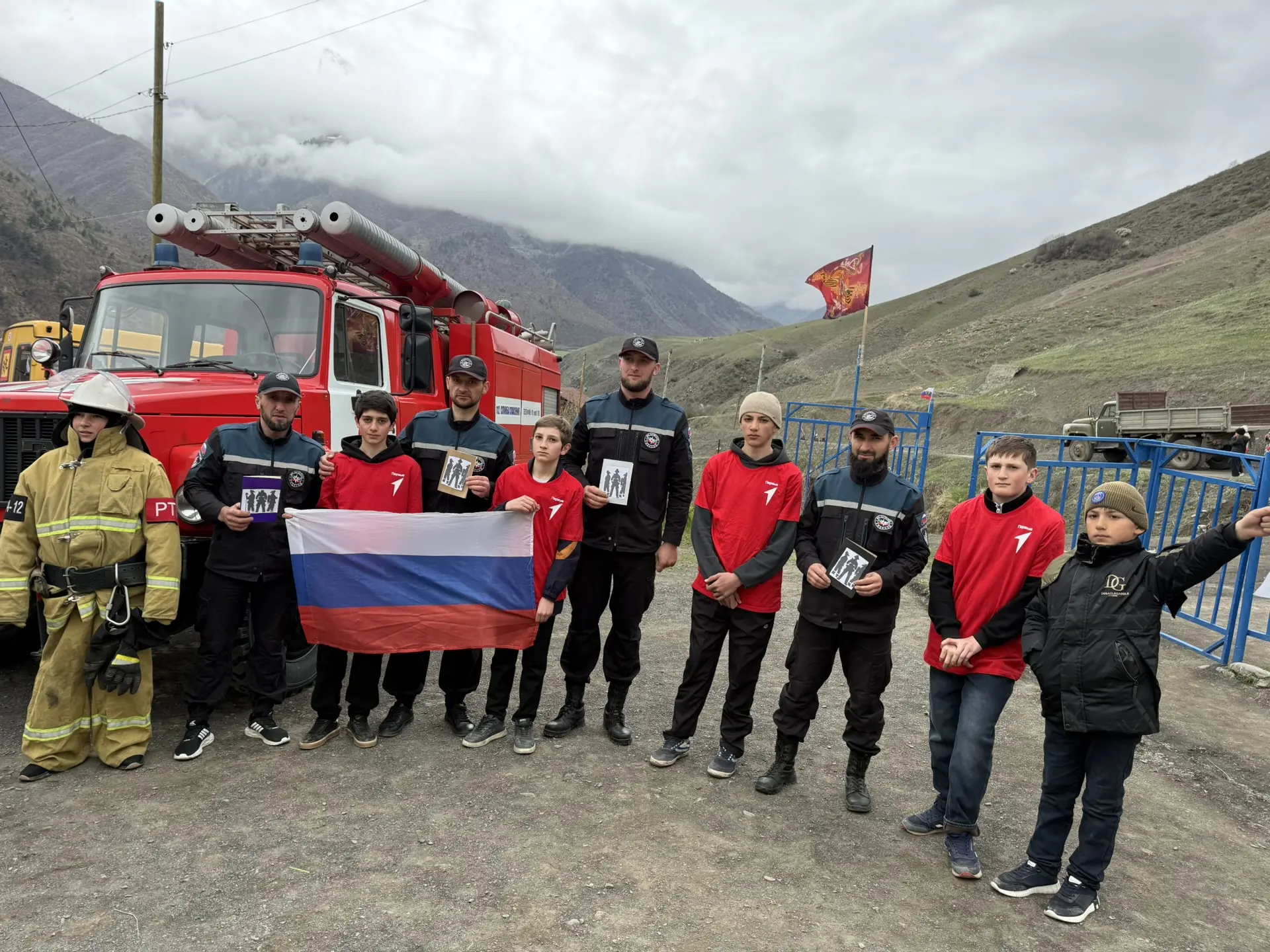 🧯👨‍🚒КО ДНЮ ПОЖАРНОЙ ОХРАНЫ : ШКОЛЬНИКАМ ОБ ОГНЕБОРЦАХ.👨‍🚒🧯