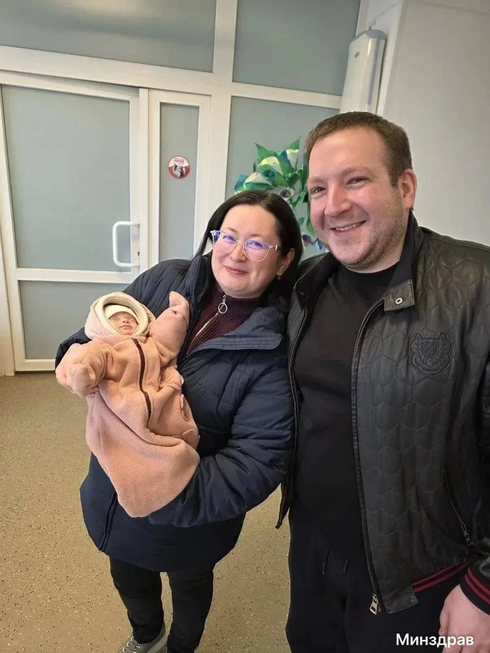 Во Владивостоке выходили девочку, родившуюся с весом всего 460 граммов  Врачи Приморского краевого п