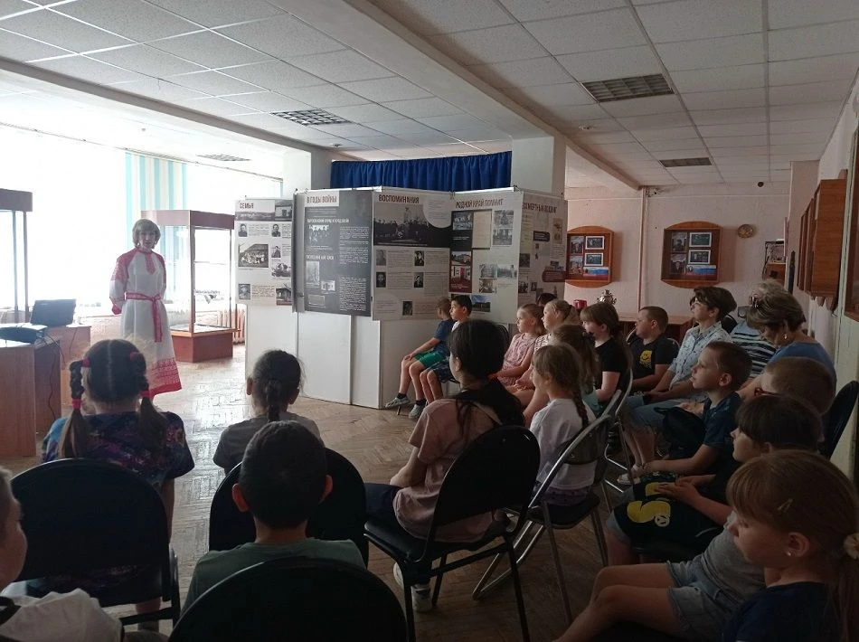 #ГодЕдинстваНародов #чернский_музей #культура71 #каникулы_в_музее Летние каникулы продо...