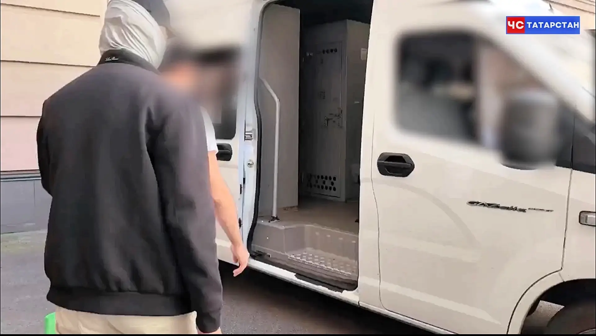 📰В Казани возбудили дело из-за фиктивных трудовых договоров с мигрантами