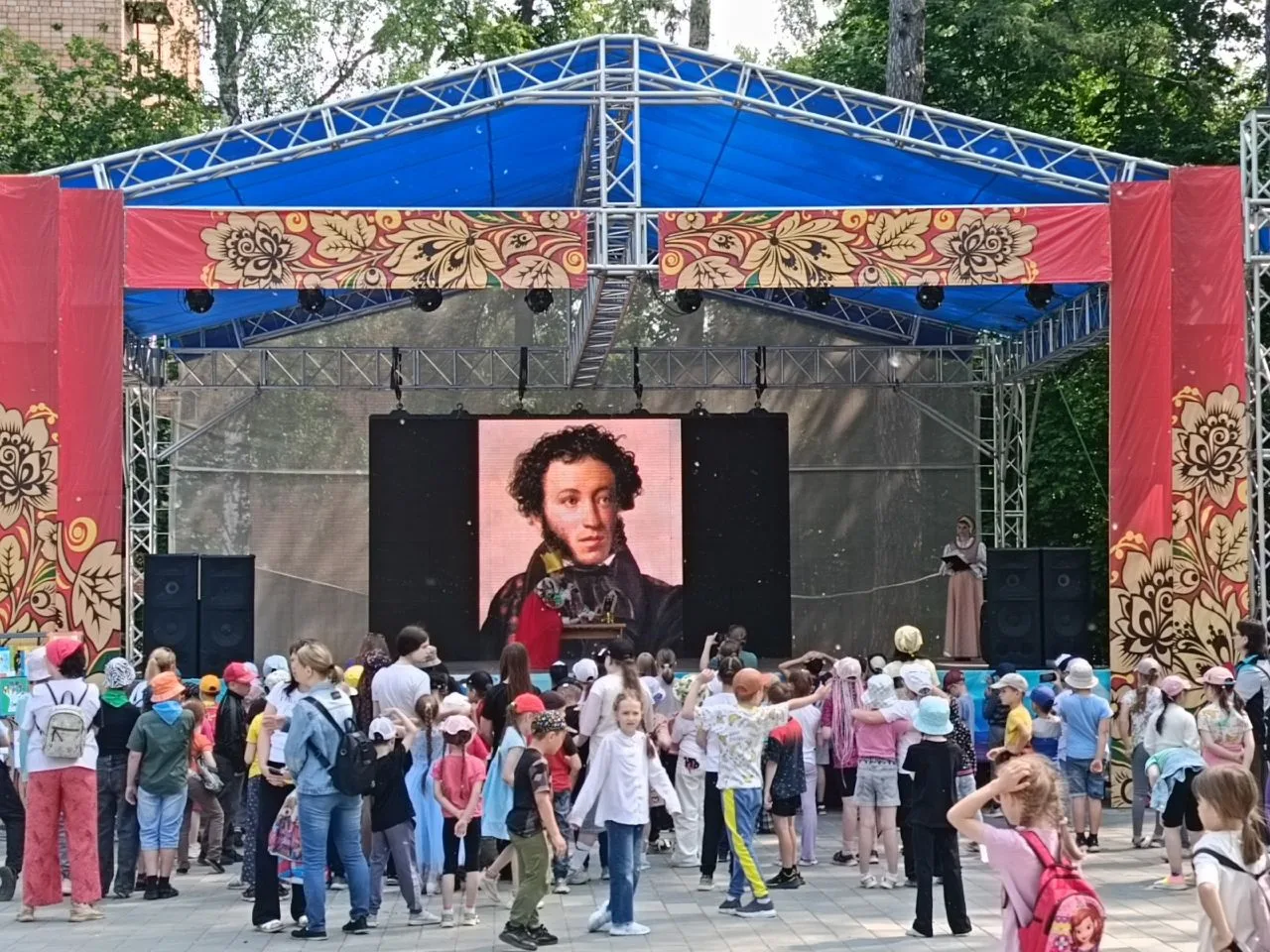 День города – это праздник для всех горожан в парках и на набережной Сарапула.