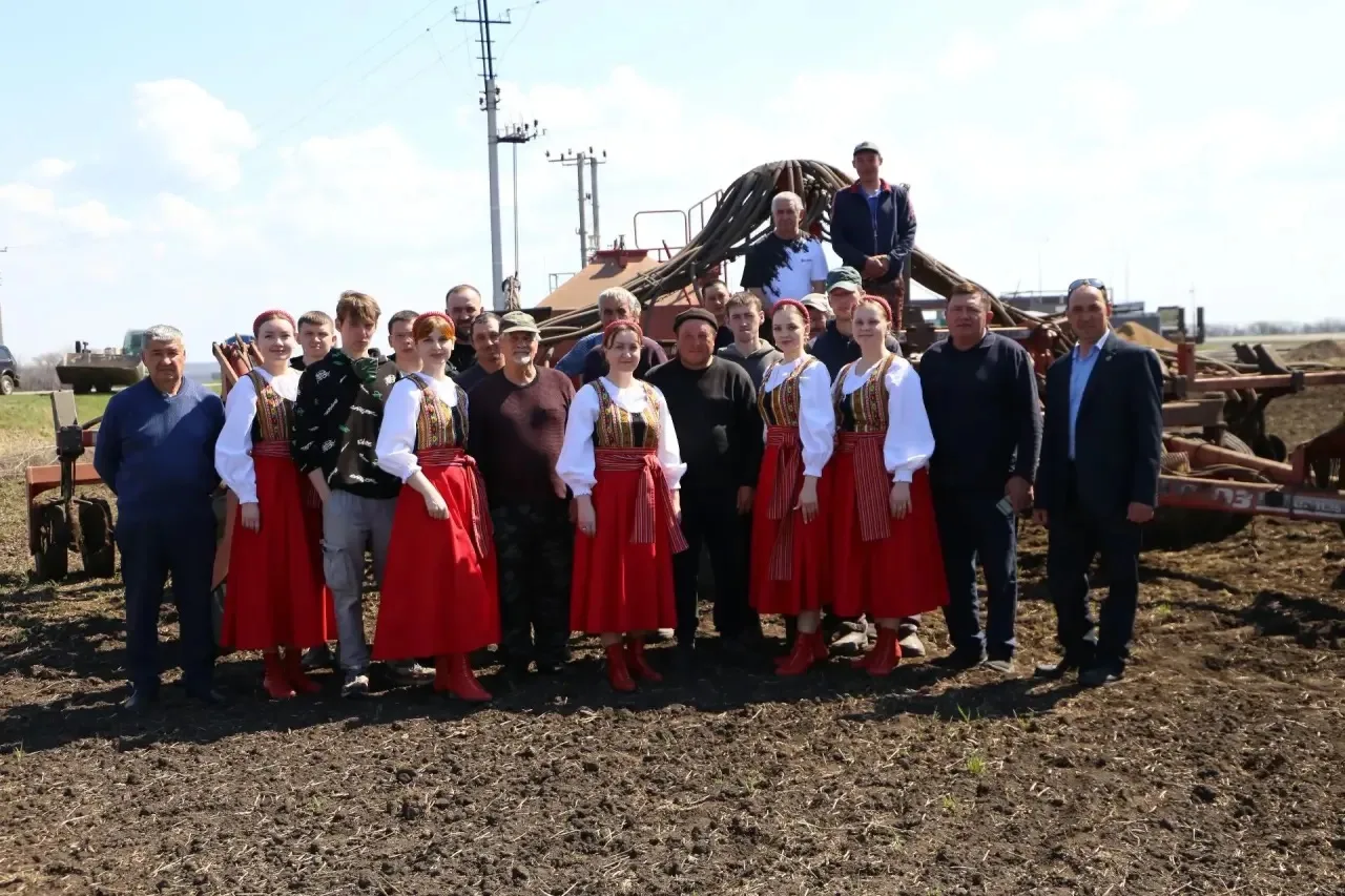 🌾На полях нашего района продолжается посевная.