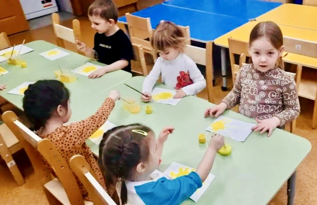 ☀️ Масленичные забавы у наших дошколят!  На этой неделе во всех дошкольных отделениях ребята провожа