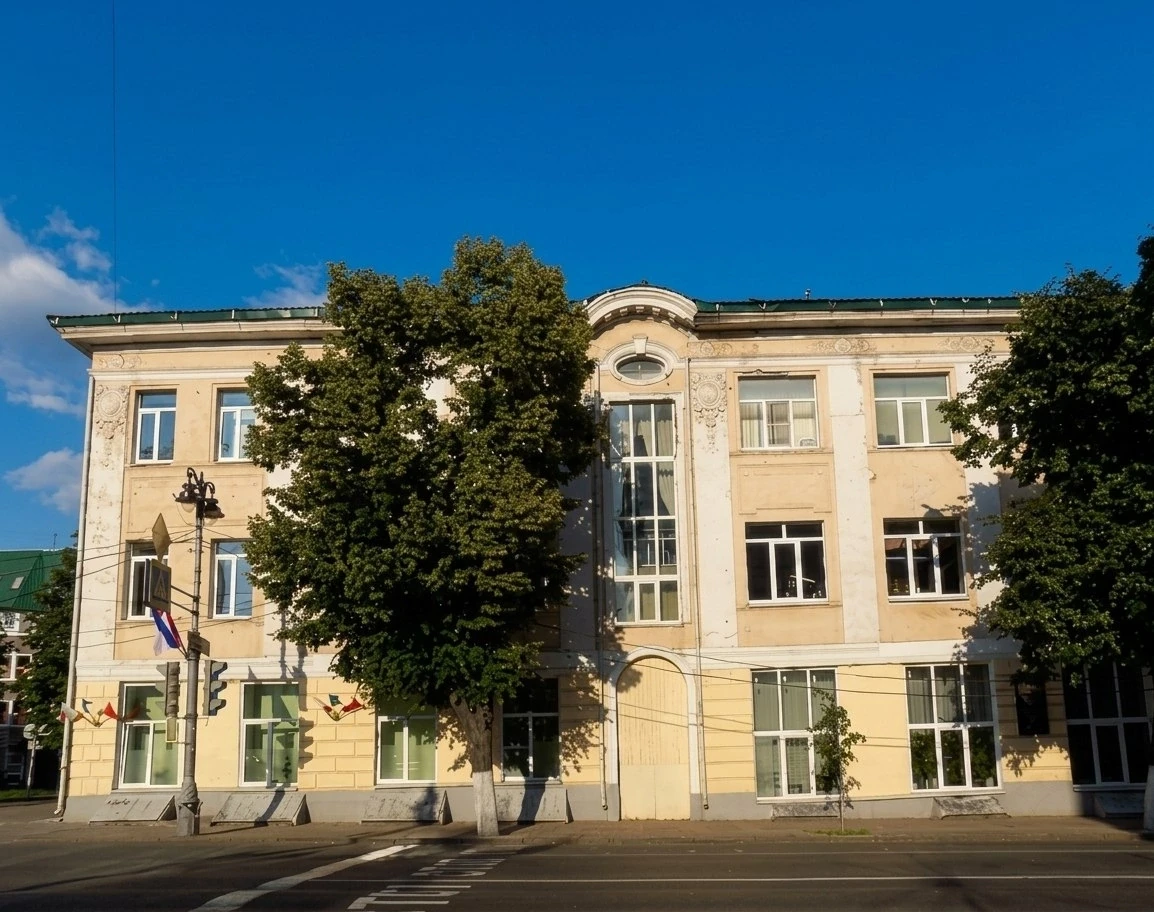 🏛️ Продолжая знакомство с архитектурным наследием Курской области, сегодня мы расскаже...