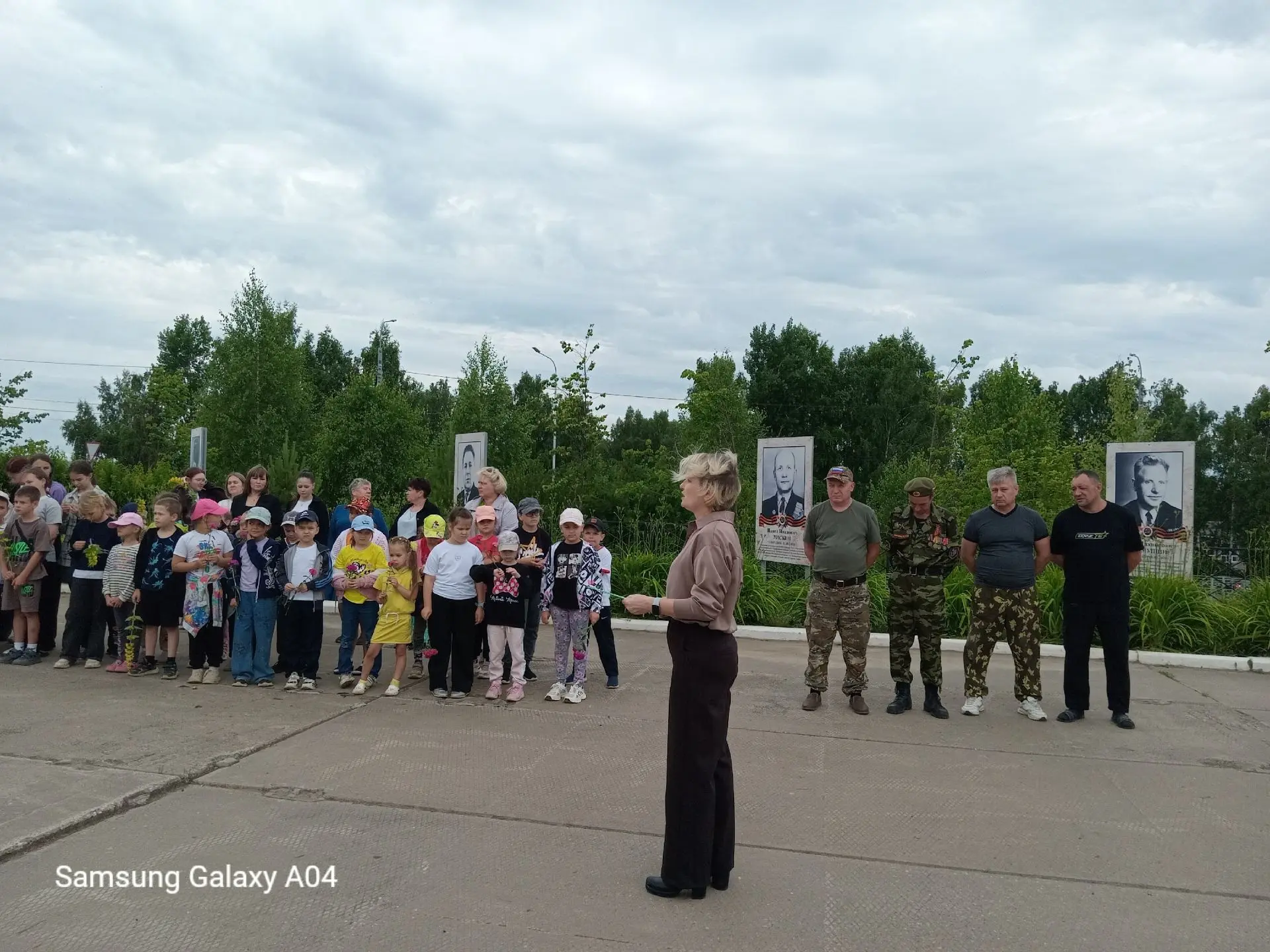 #ВсероссийскаяМинутаМолчания #ДеньПамятииСкорби #СДККалинино
22.06.2026г. На площади СДК с.Калинино 
