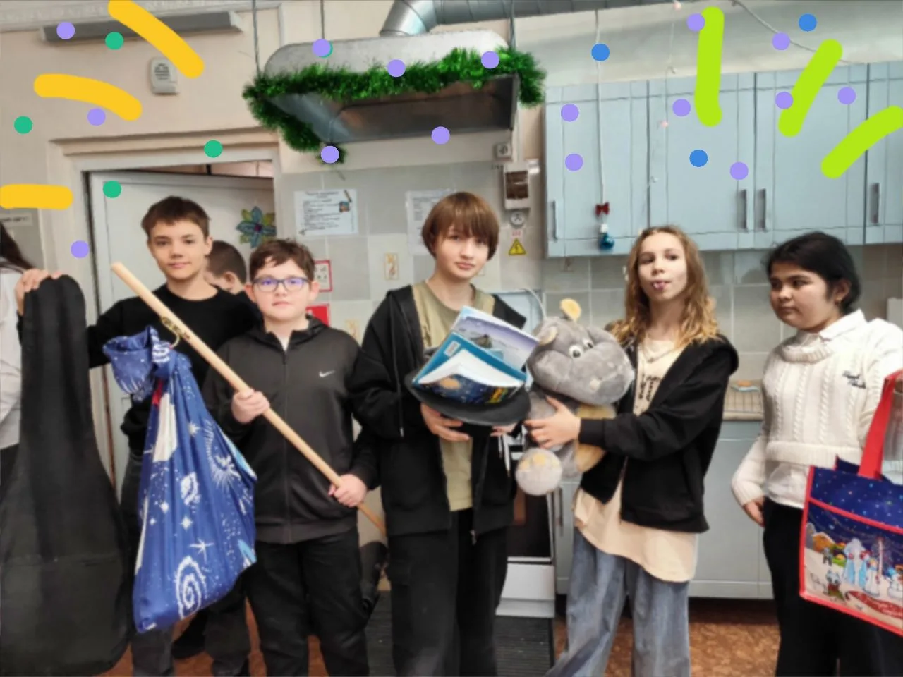 🎄26 декабря в нашей школе проходил "День без рюкзака" ребята придумывали, с чем же при...