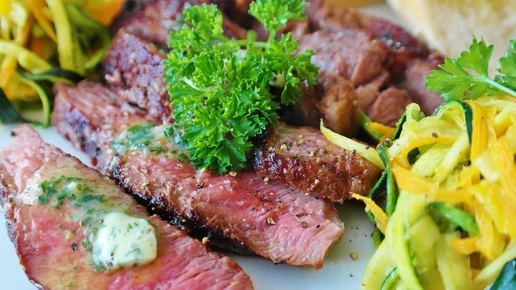 Мясников назвал мясо важным источником витаминов группы B