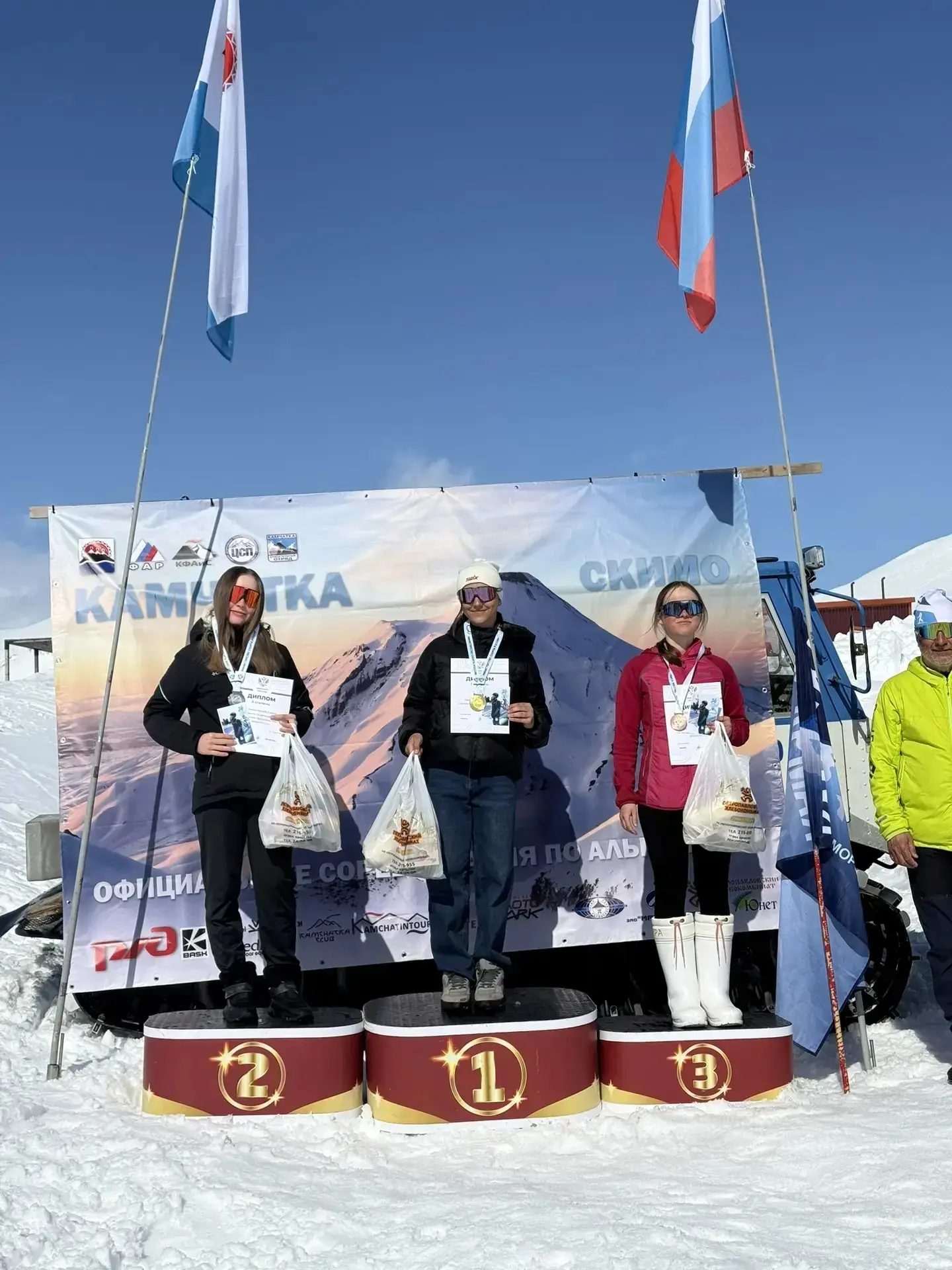 🥇🥇🥉 Золотые и бронзовая медали на Первенстве России по ски-альпинизму!