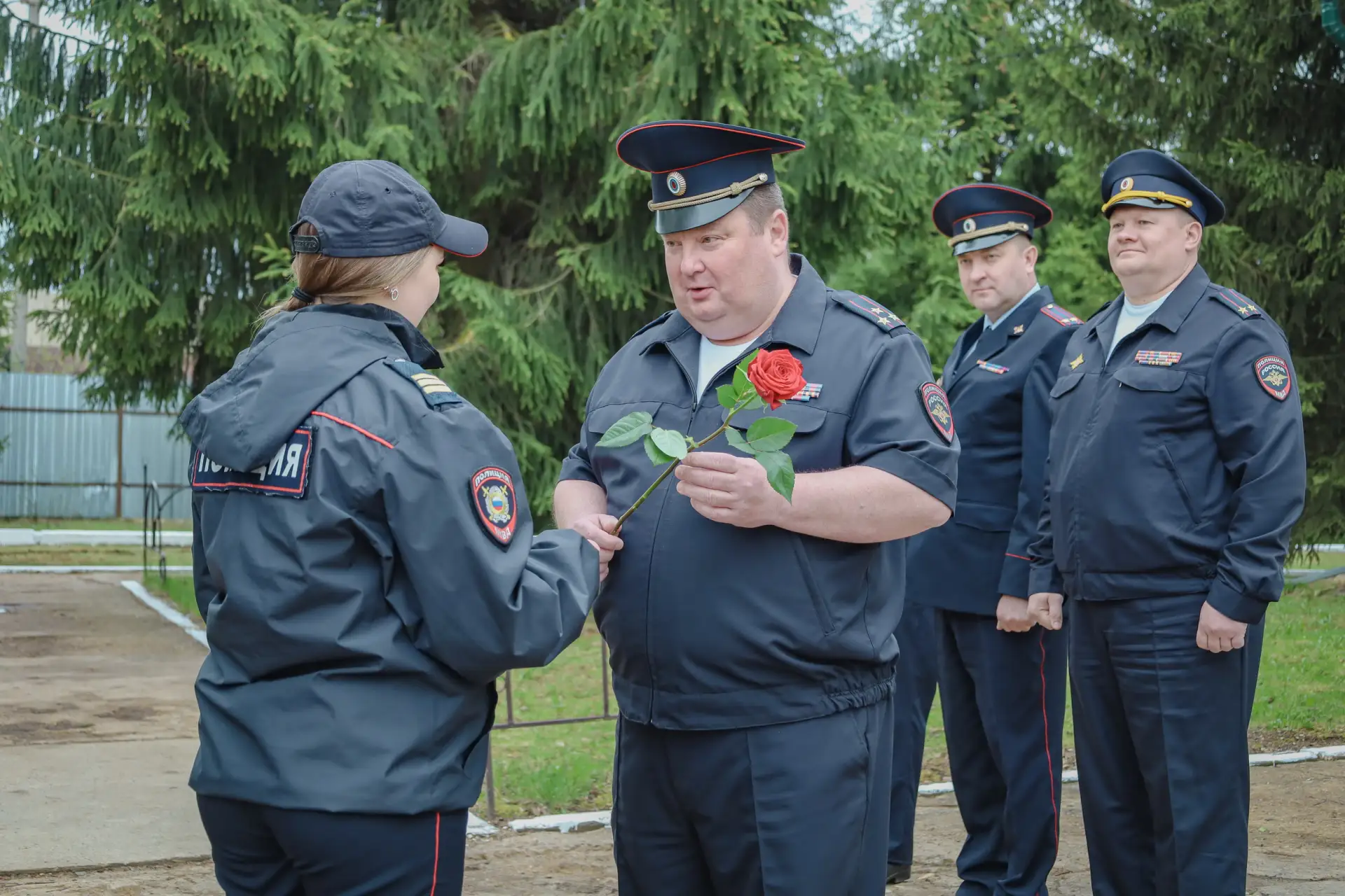Более 1000 конвоев без единого происшествия: костромские полицейские получили ведомственные награды 
