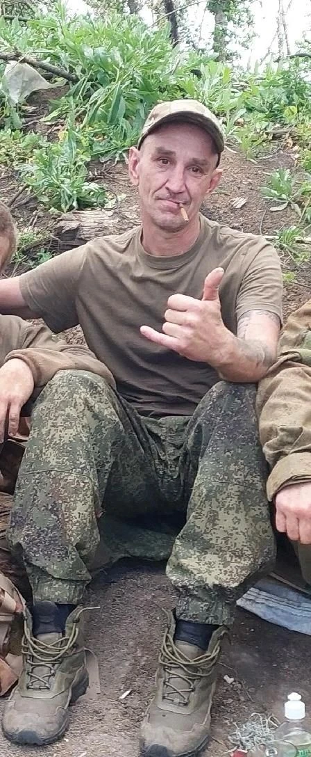 Ищу сына .ч. 40463.Позывной Художник. Не выходит на связь с 9.07.26.