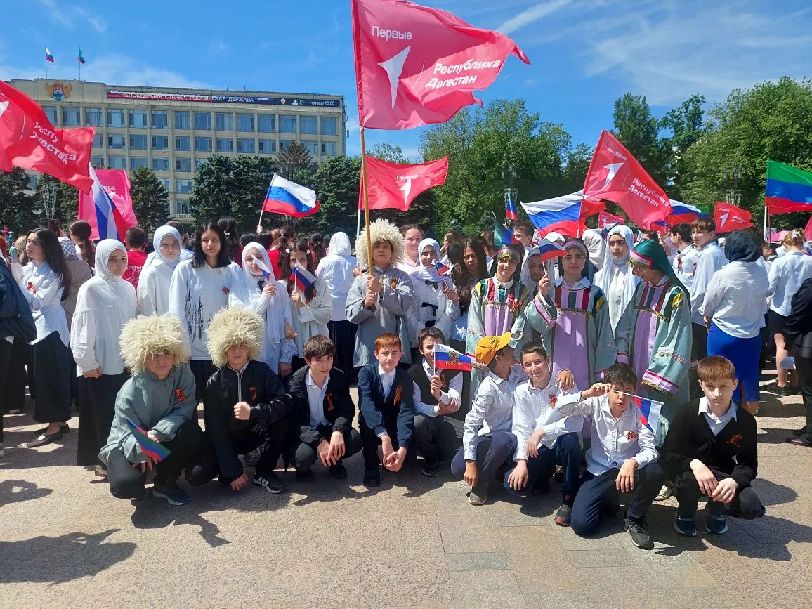 21 мая на центральной площади Махачкалы состоялся Парад наследников Победы, организован...