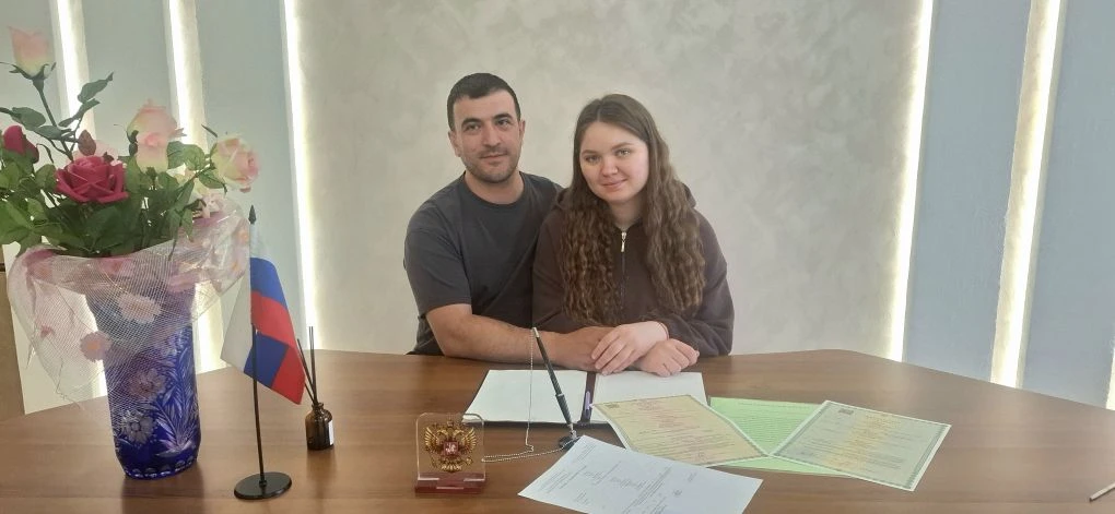 💐25 мая 2026 года сотрудники отдела ЗАГС Могочинского и Тунгиро-Олёкминского районов поздравили семь